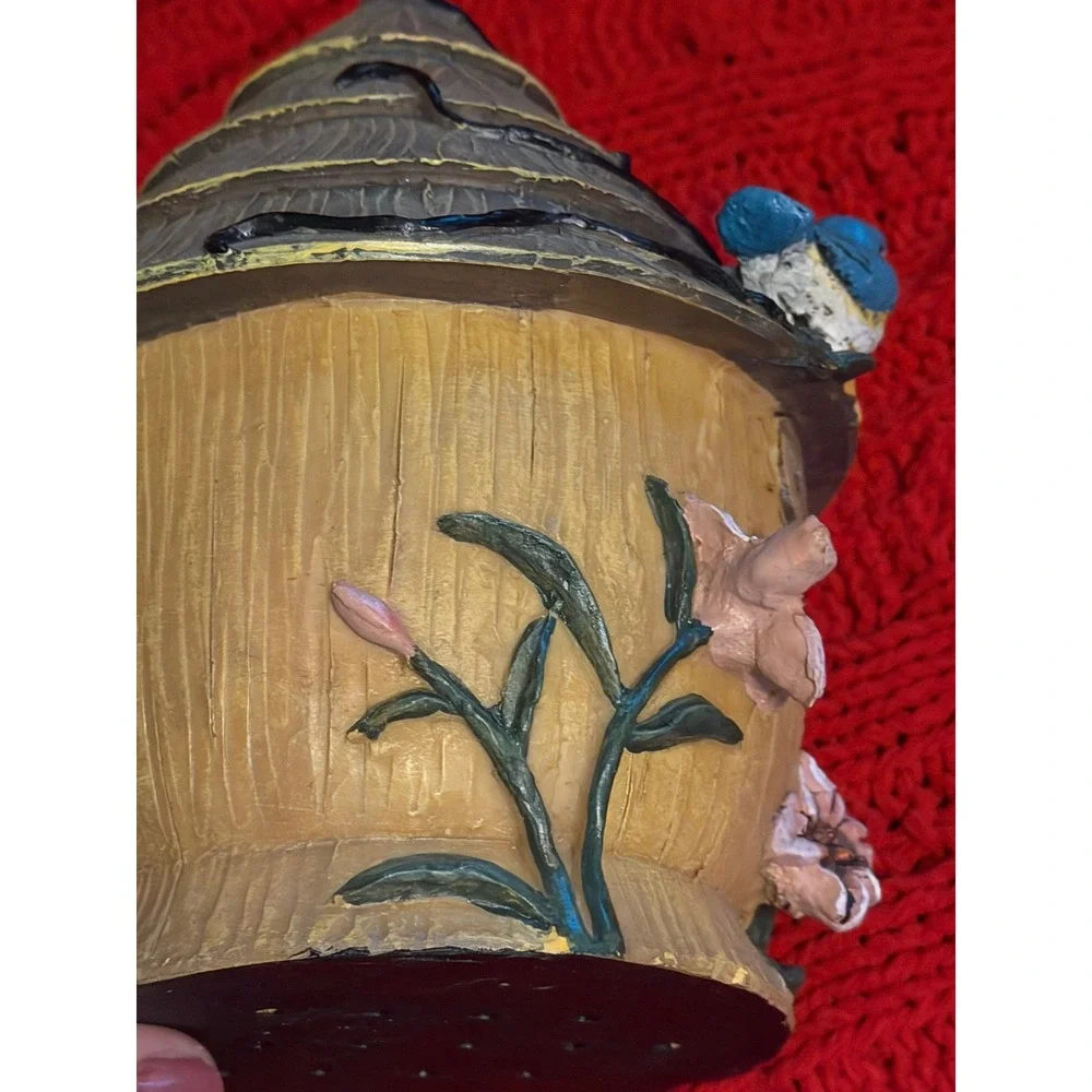 Rustic Resin Hanging Birdhouse Bluebirds Pink Lilies Welcome Sign Garden Decor